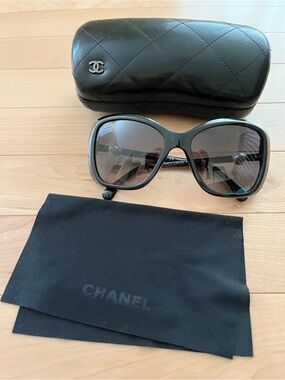 Chanel Black Oversized Women's Sunglasses - Pearl Accent, Polarized